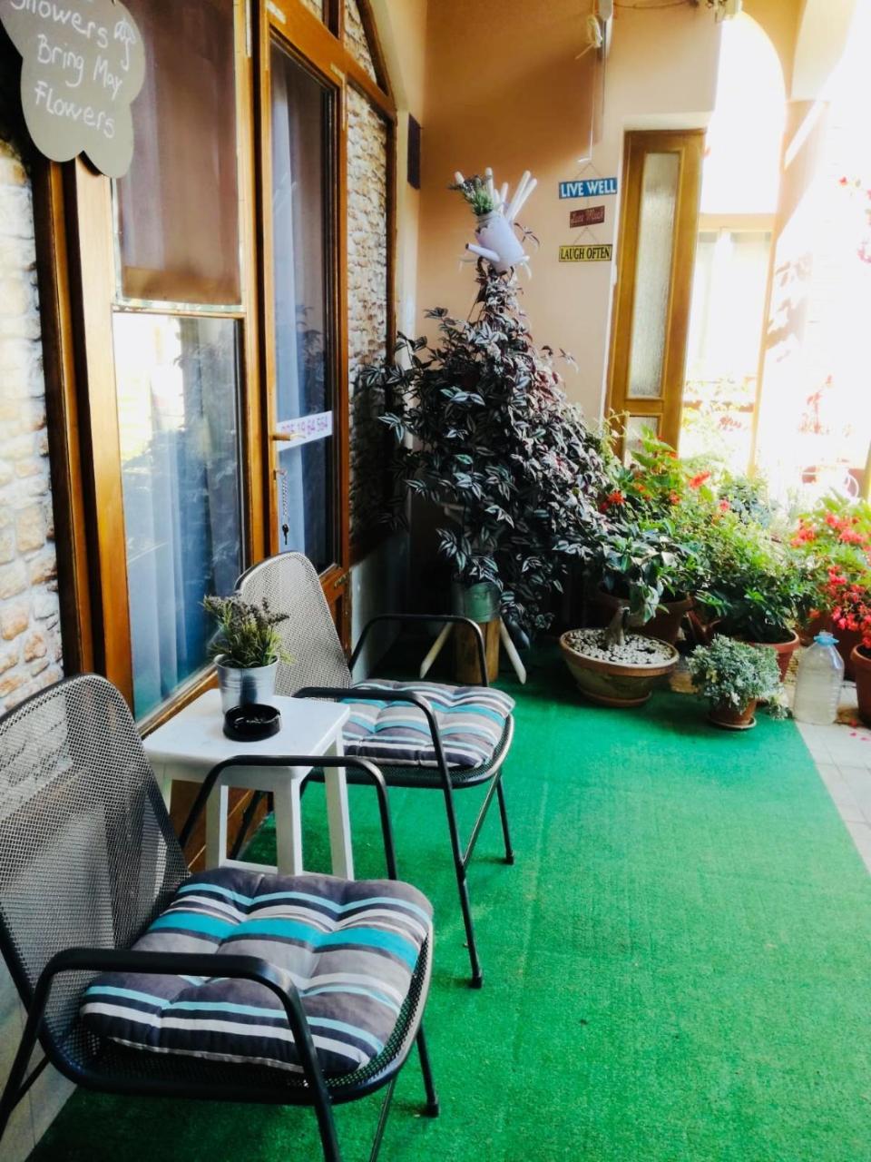 Guesthouse Coco スラヴォンスキ・ブロド エクステリア 写真